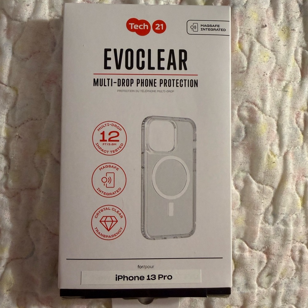 Tech21 EvoClear iPhone 13 Pro Case - Transparent